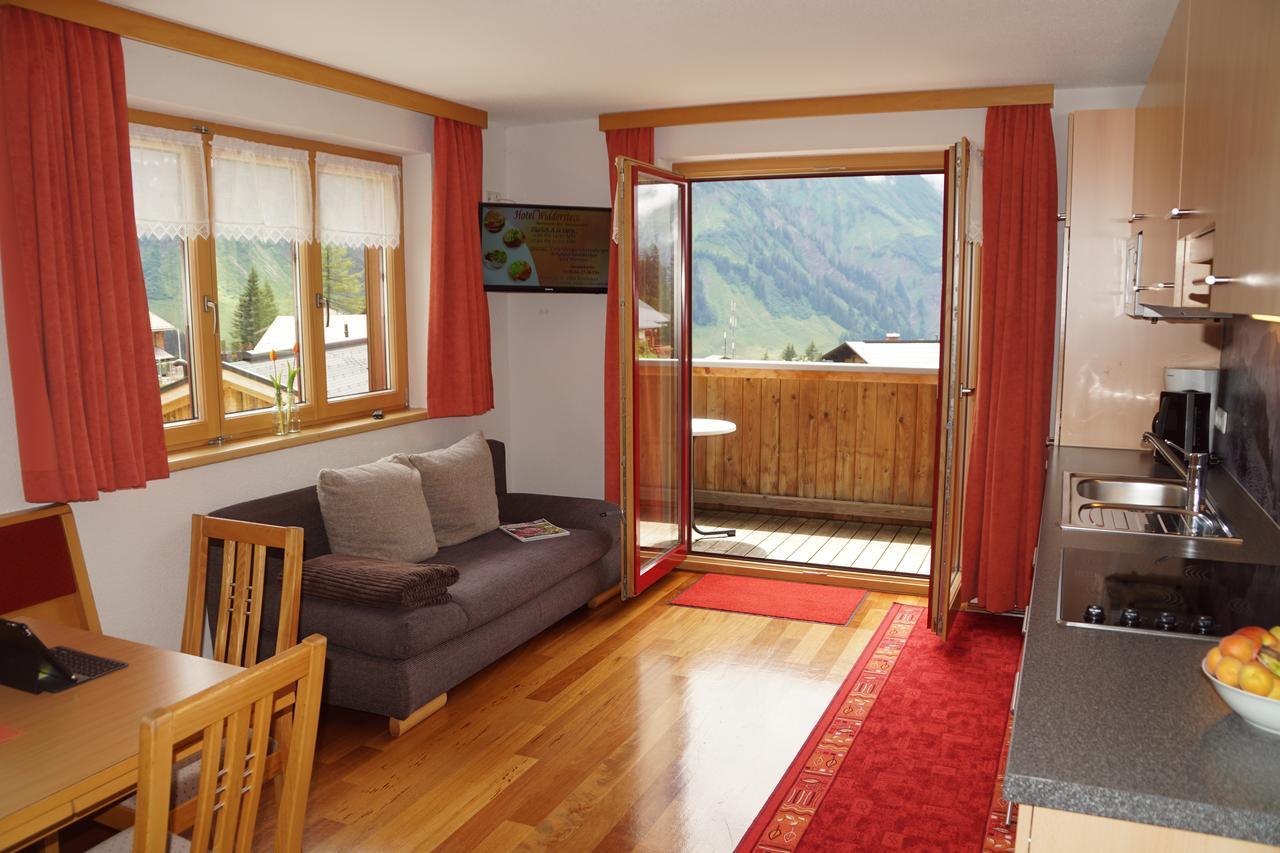 Haus Rothorn Lägenhet Schröcken Exteriör bild