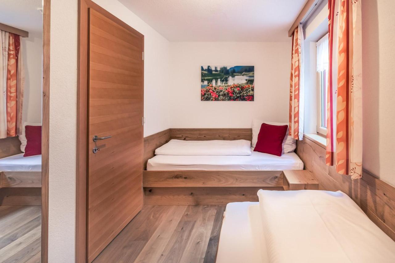Haus Rothorn Lägenhet Schröcken Exteriör bild